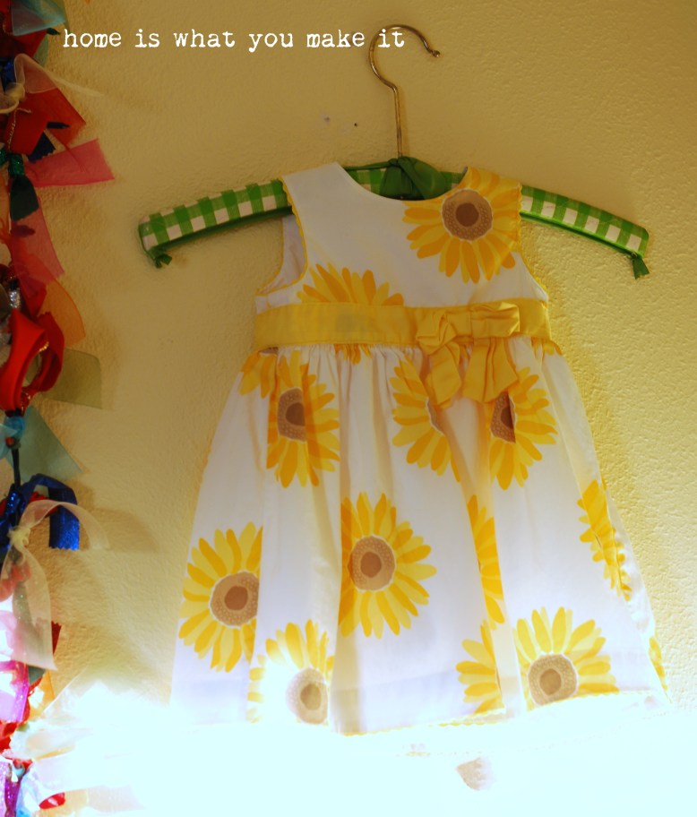 home made lovely - lorelai's room 7