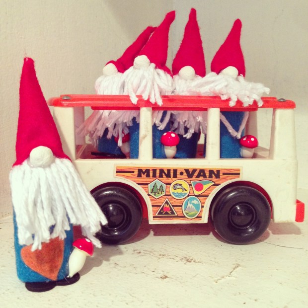 rollin' with the {gnomies}